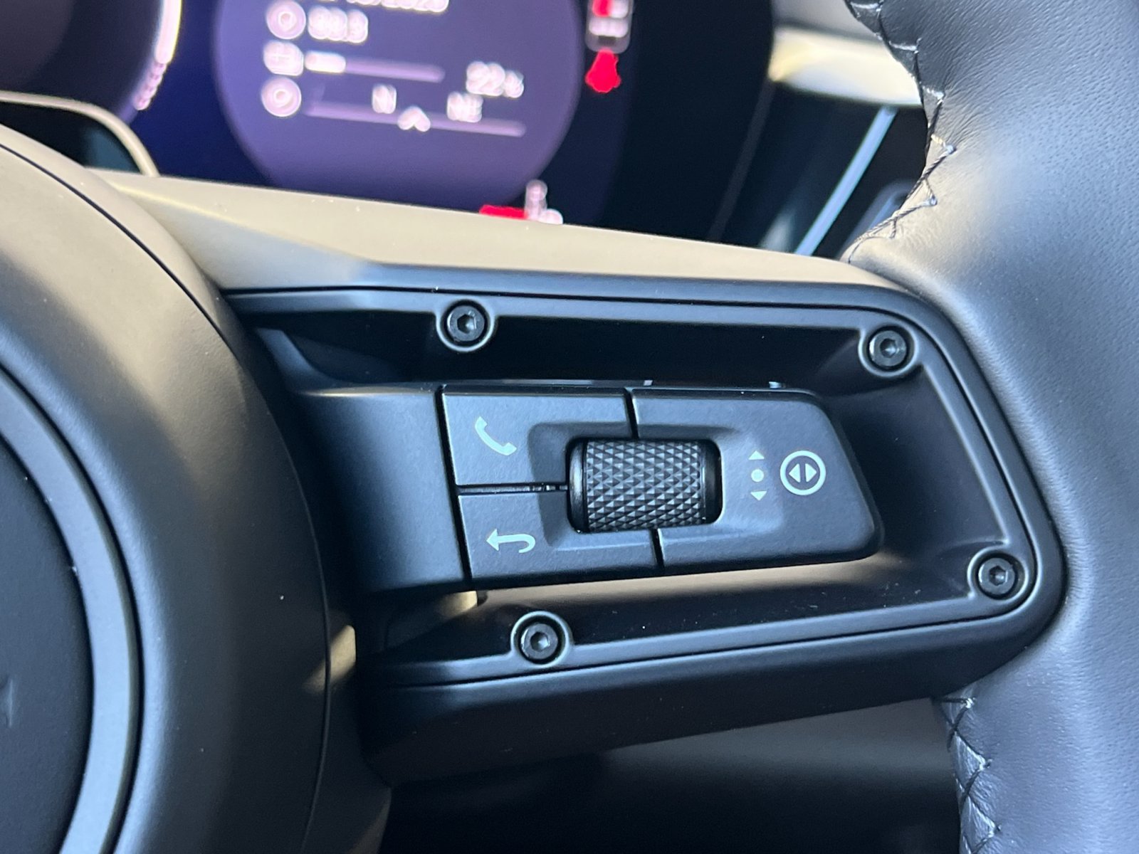 New 2026 Porsche Macan 4 Electric AWD/4WD image 30