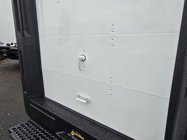 New 2025 Chevrolet Brightdrop 400 w/ Battery Pack, Max Range AWD/4WD image 12