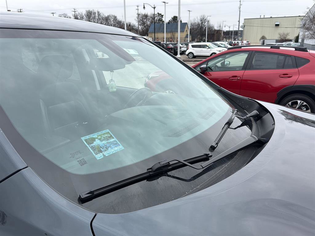 Used 2020 Chevrolet Traverse LT w/ LT Premium Package image 4