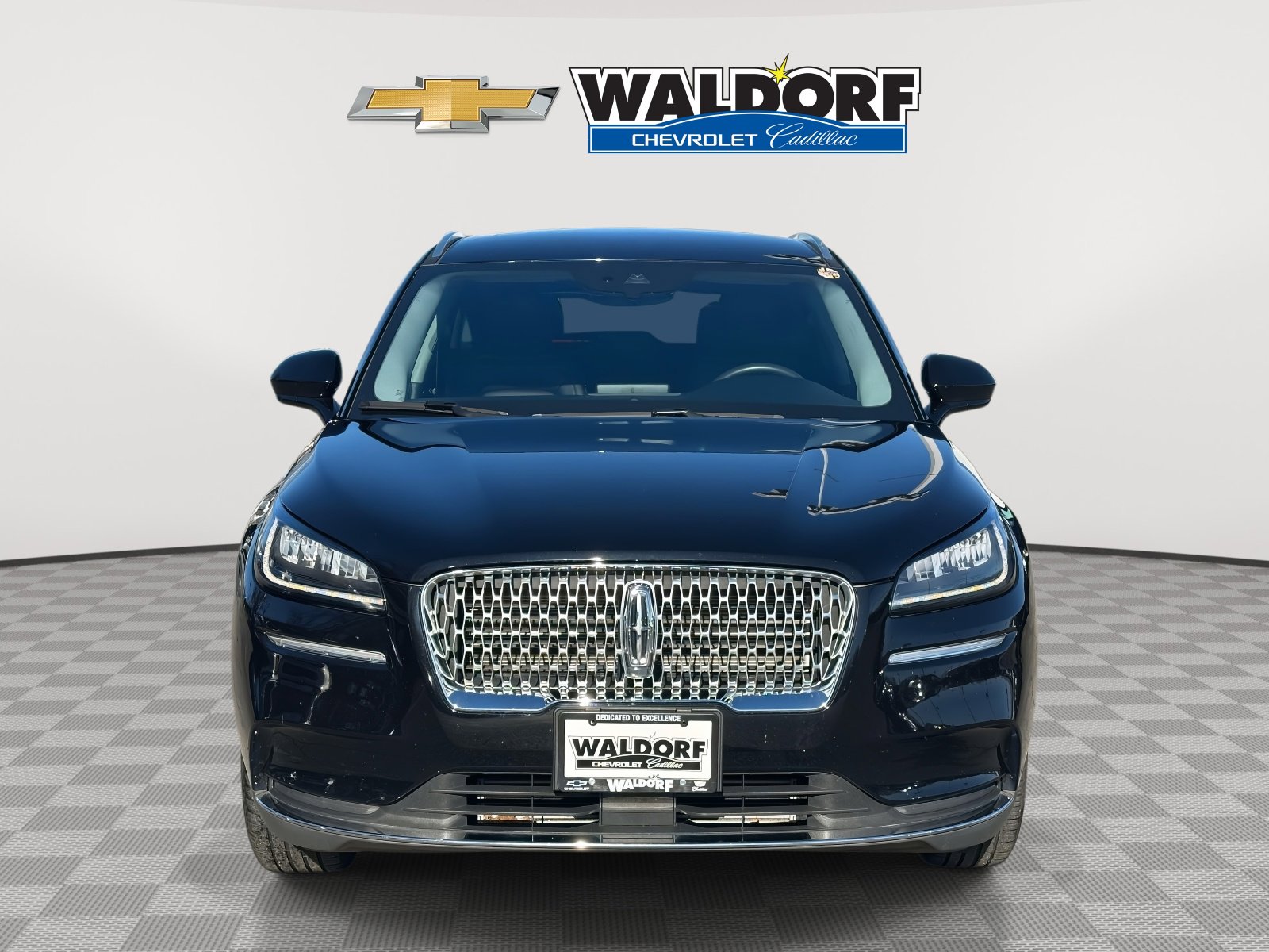 Used 2022 Lincoln Corsair AWD w/ Equipment Group 101A image 2