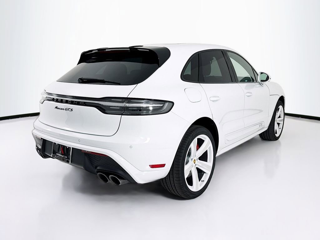New 2026 Porsche Macan GTS image 9
