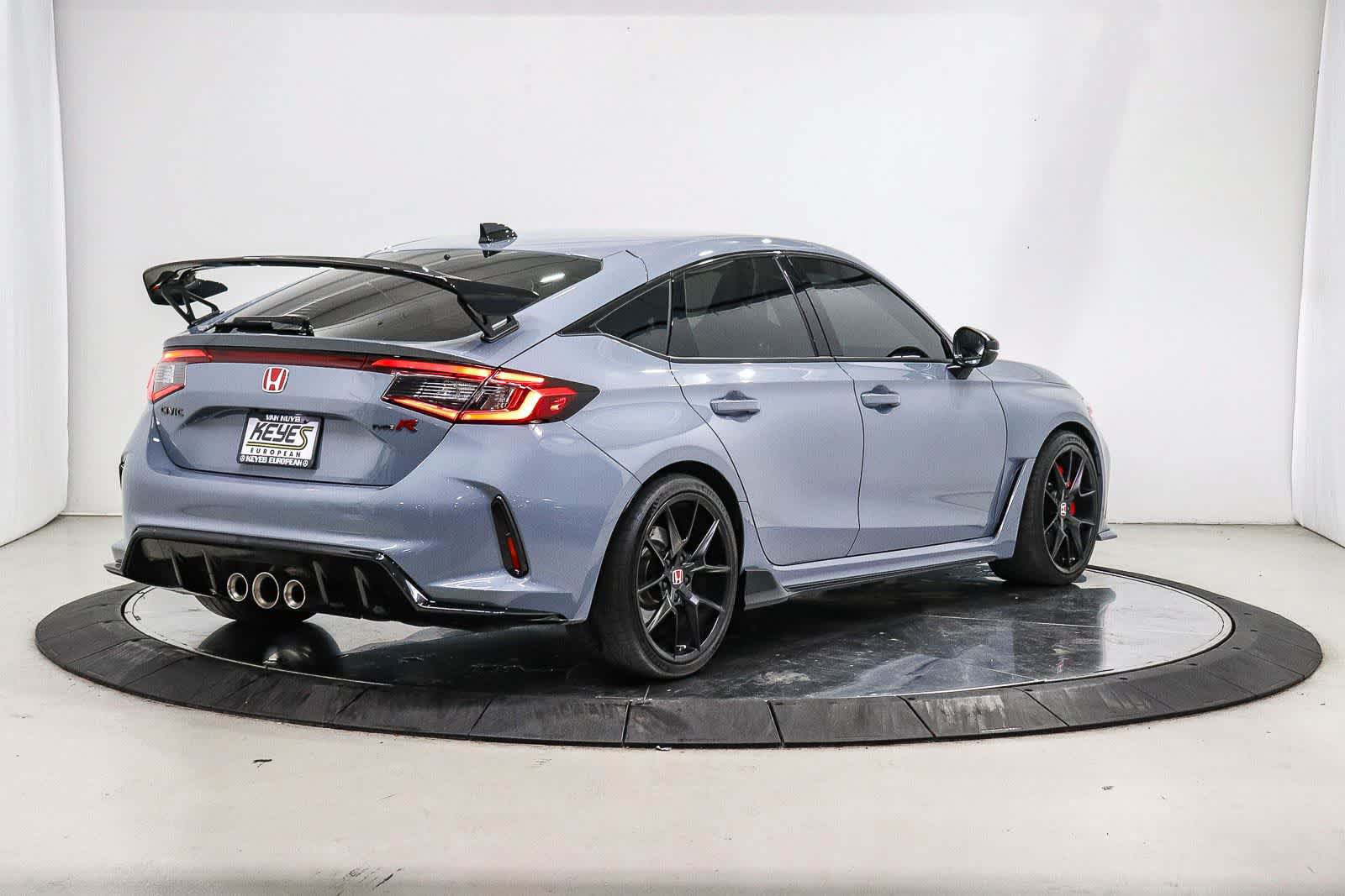 Used 2024 Honda Civic Type R image 4