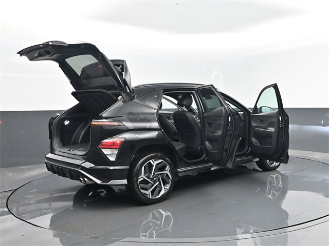 Used 2024 Hyundai Kona N Line image 31