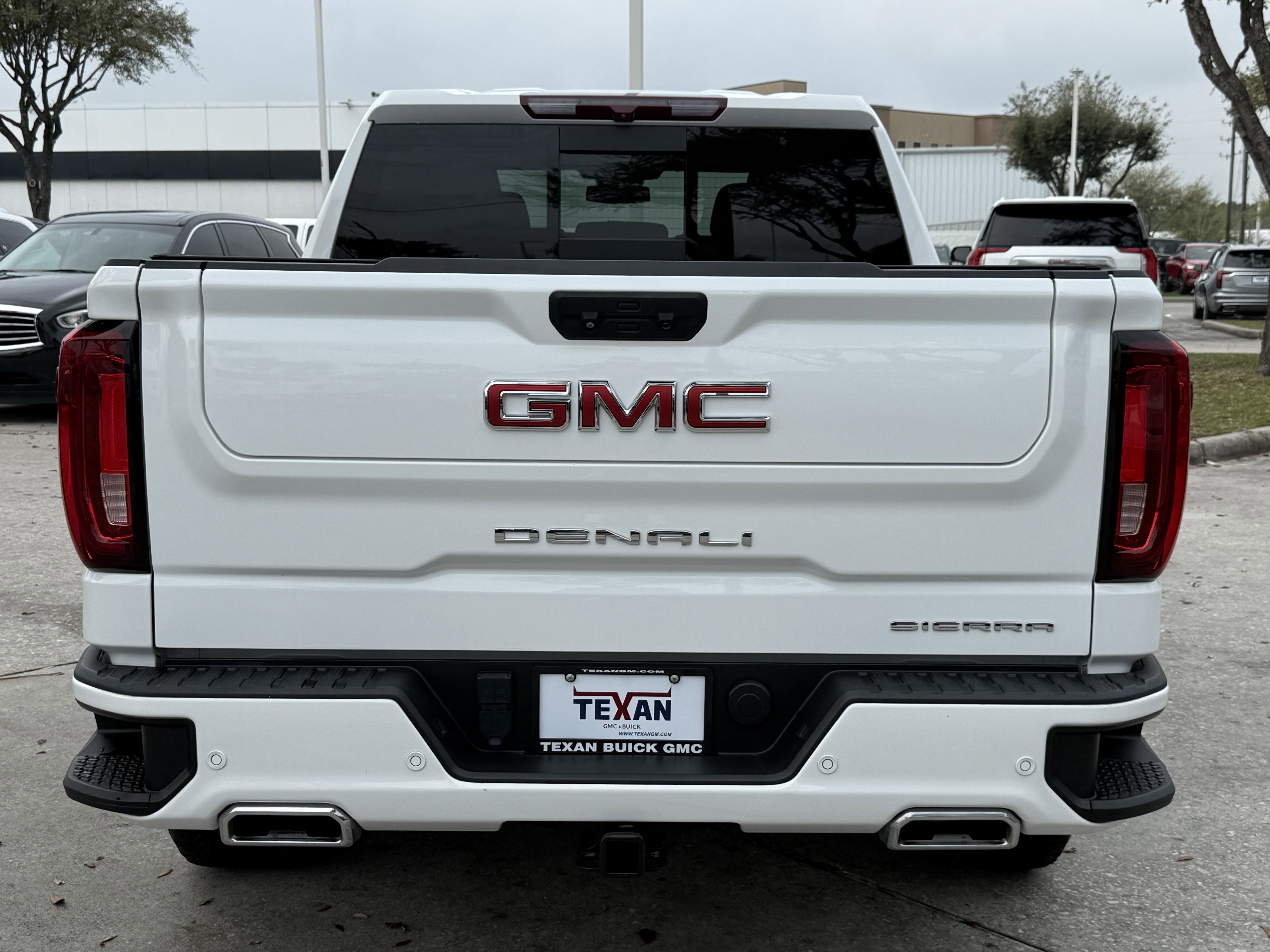 Used 2023 GMC Sierra 1500 Denali image 6