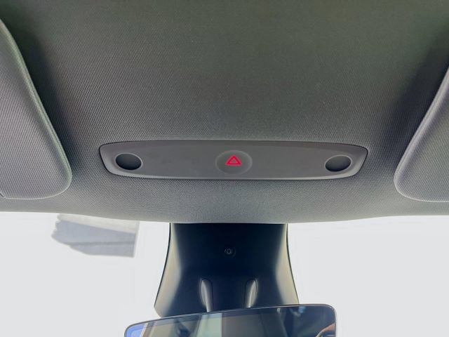 Used 2026 Tesla Model Y Long Range image 18