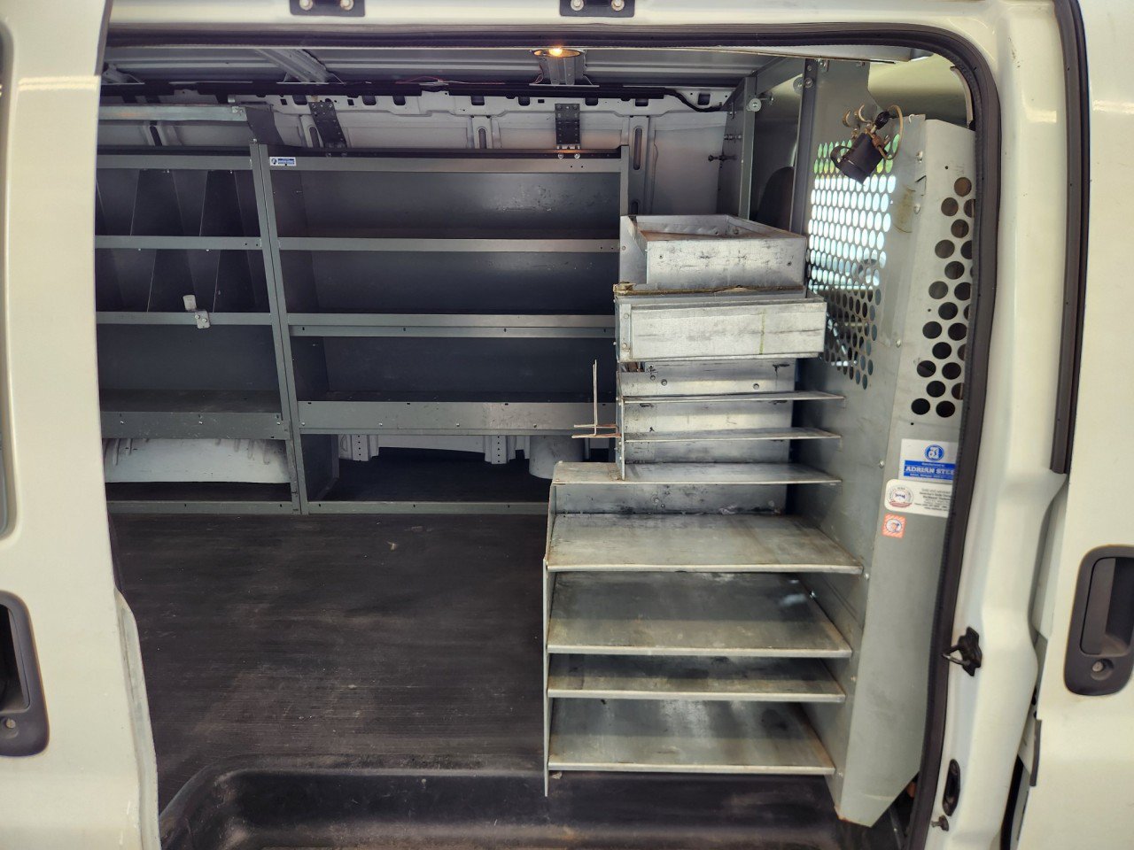 Used 2001 Chevrolet Express 3500 RWD image 13