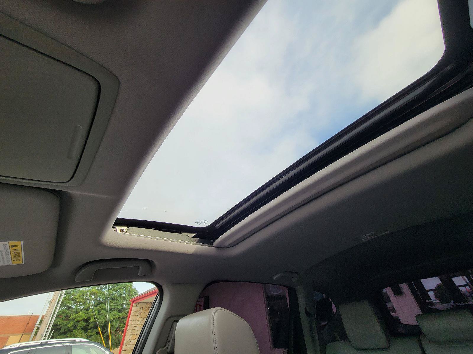 Used 2020 Honda CR-V EX-L image 26