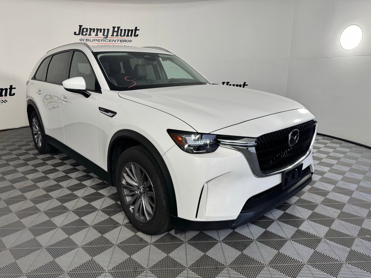 Used 2024 MAZDA CX-90 Plug-In Hybrid w/ Preferred AWD/4WD image 4