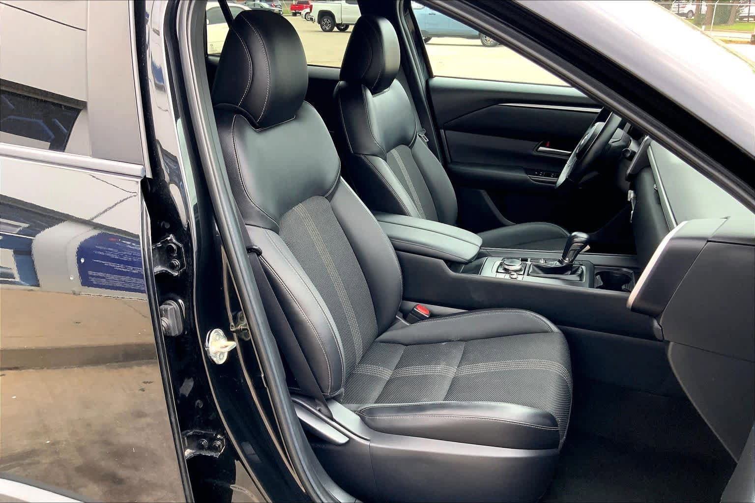 Used 2023 MAZDA CX-50 2.5 S w/ Preferred Plus Pkg AWD/4WD image 9