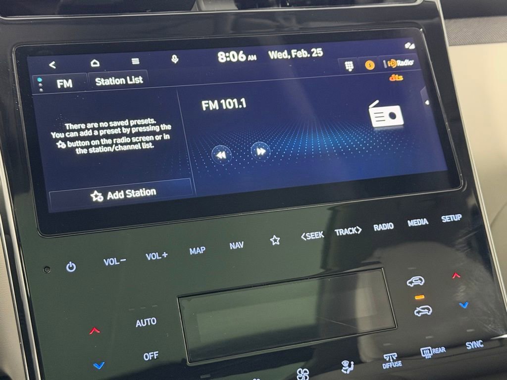 Used 2024 Hyundai Tucson Limited image 19