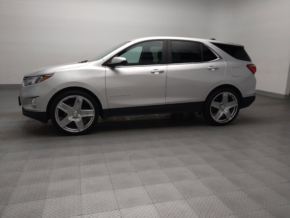 Used 2021 Chevrolet Equinox LT FWD image 2