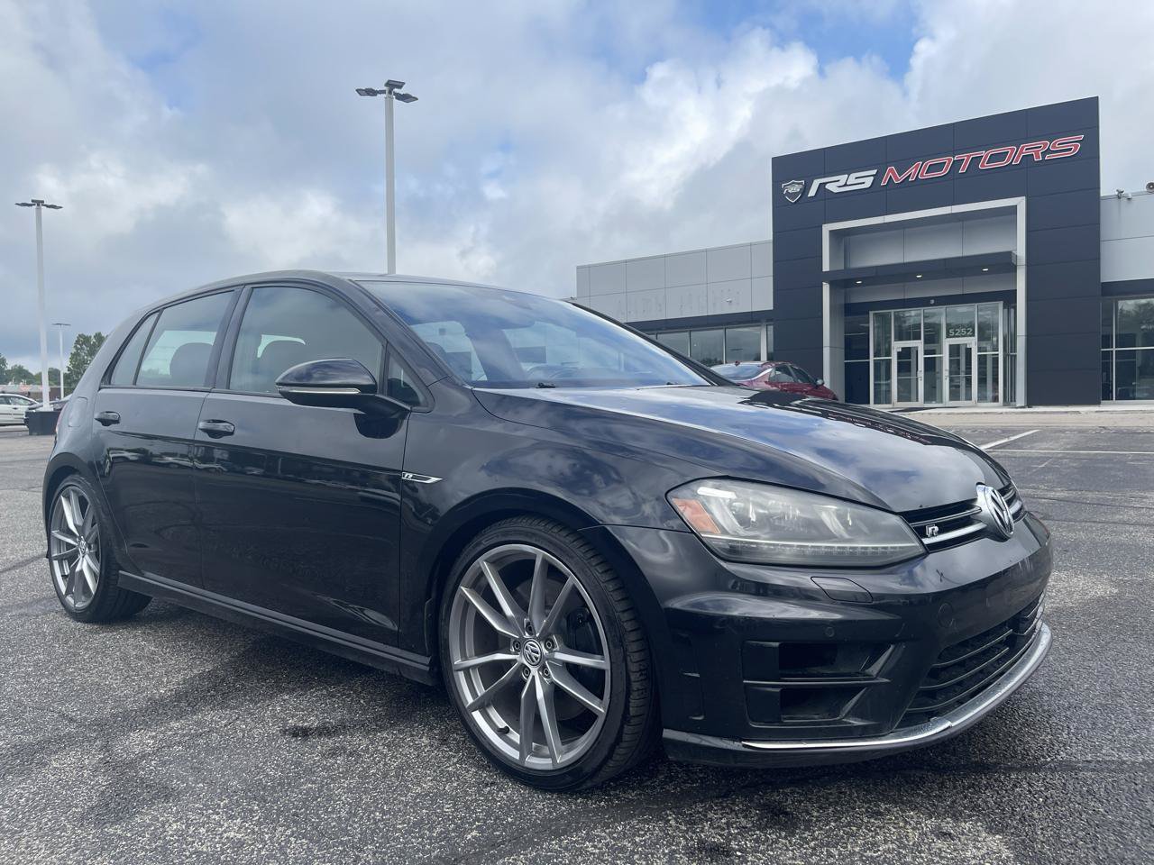 Used 2017 Volkswagen Golf R 4-Door