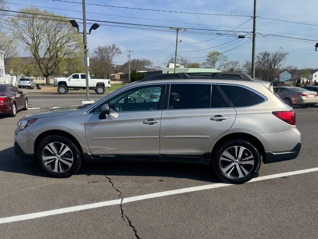 Used 2018 Subaru Outback 3.6R Limited image 7