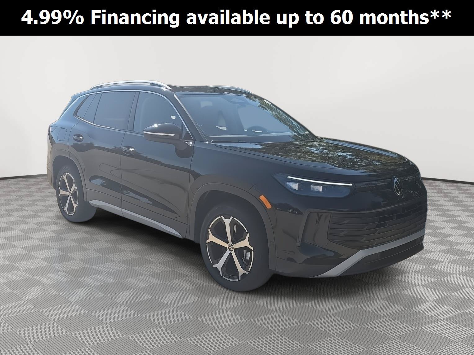 Certified 2025 Volkswagen Tiguan SE w/ Panoramic Sunroof Package