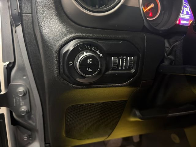 Used 2020 Jeep Gladiator Sport w/ Quick Order Package 24S image 12