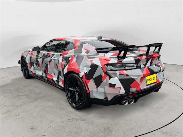 Used 2018 Chevrolet Camaro SS image 3