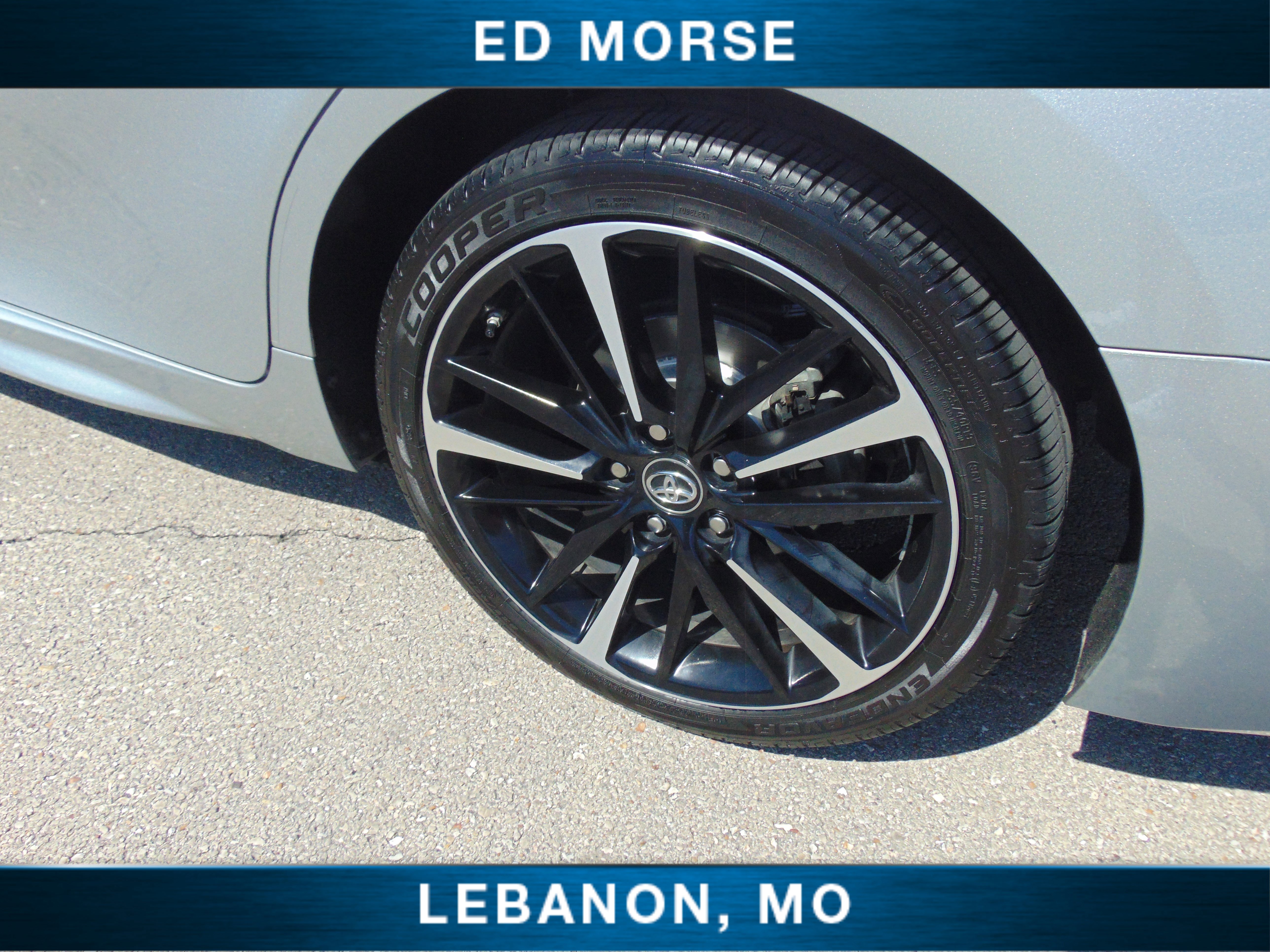 Used 2018 Toyota Camry XSE w/ Driver Assist Package image 9