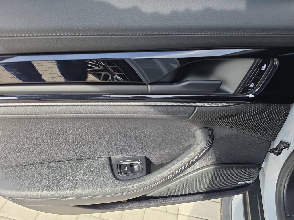 Used 2024 Porsche Panamera w/ Premium Package RWD image 10