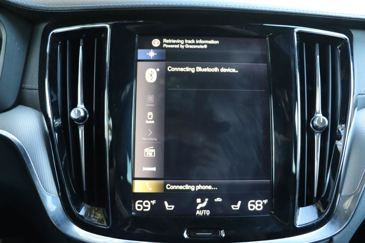 Used 2019 Volvo V60 T5 Cross Country AWD/4WD image 24