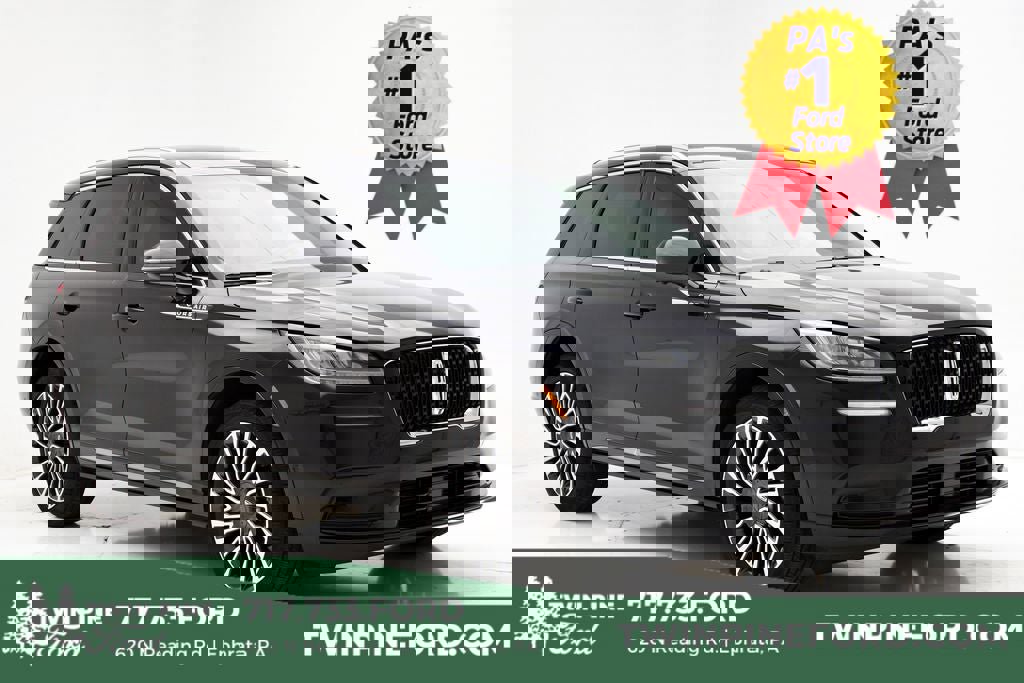 Used 2022 Lincoln Corsair Reserve w/ Sport Package image 1