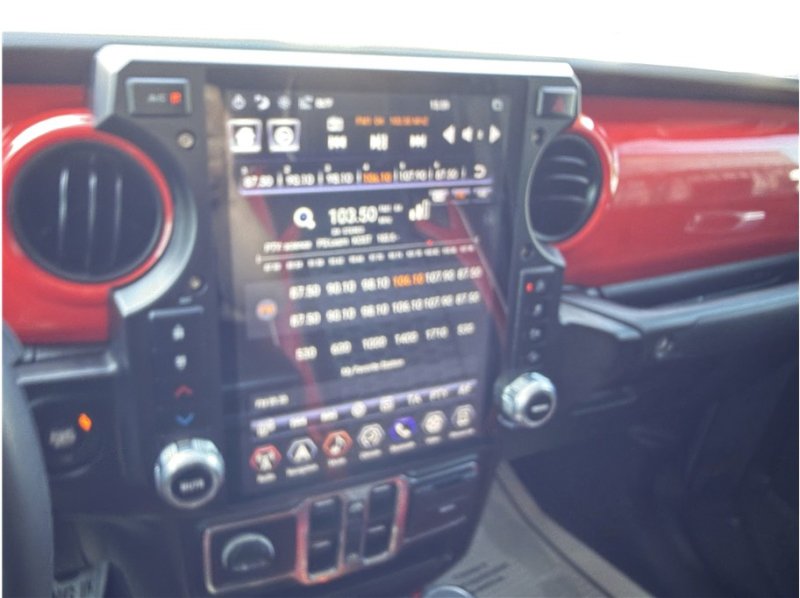 Used 2023 Jeep Gladiator Sport AWD/4WD image 38