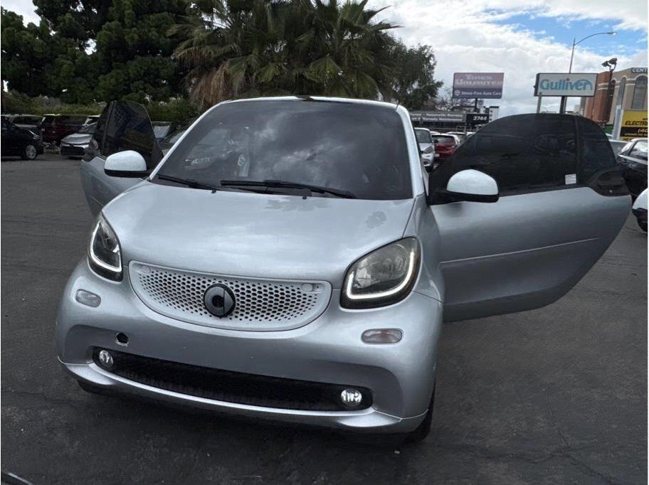 Used 2016 smart fortwo Prime image 37