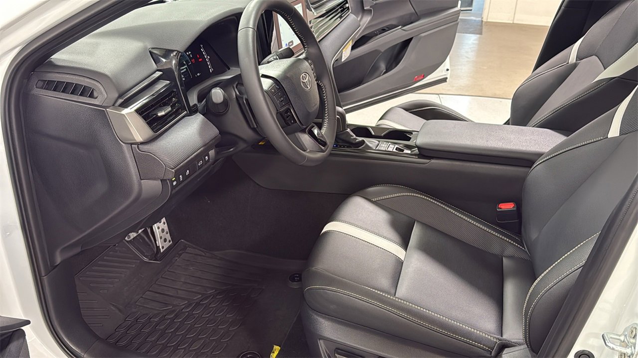 Certified 2025 Toyota Camry SE image 12