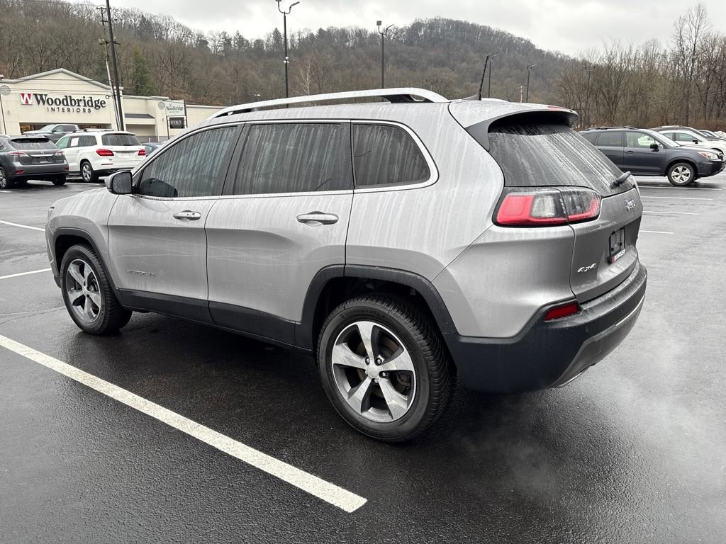 Used 2019 Jeep Cherokee Limited image 3