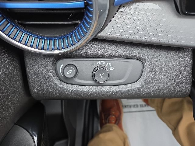 New 2026 Chevrolet Trax LT w/ Driver Confidence Package FWD image 51