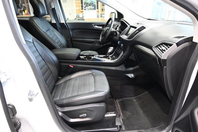 Used 2016 Ford Edge SEL w/ Equipment Group 201A AWD/4WD image 10