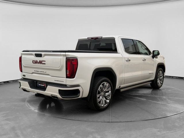 Used 2022 GMC Sierra 1500 Denali w/ Denali Reserve Package AWD/4WD image 3