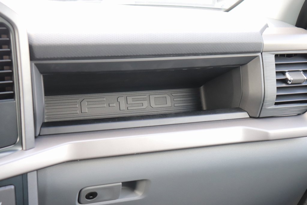 Used 2025 Ford F150 Lightning XLT image 28