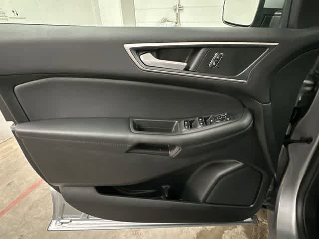 Used 2024 Ford Edge SEL w/ Convenience Package AWD/4WD image 17