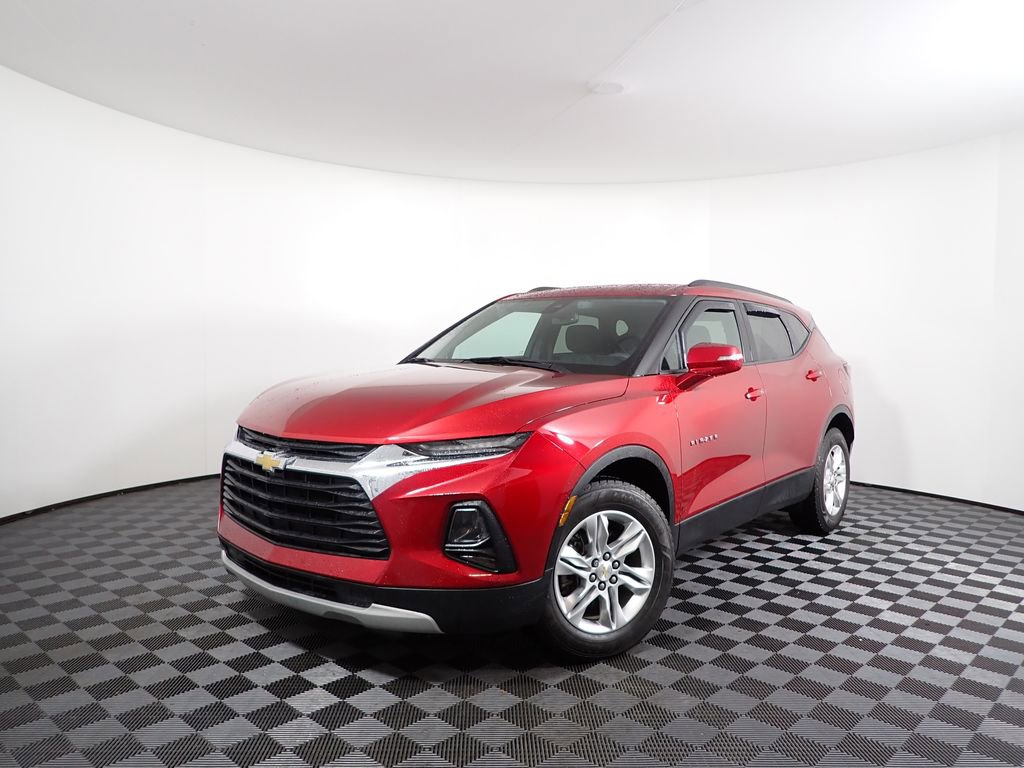 Used 2021 Chevrolet Blazer LT image 2