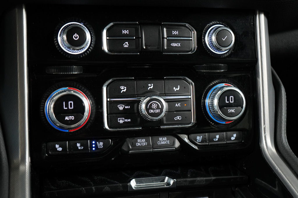 Used 2023 GMC Yukon Denali AWD/4WD image 27