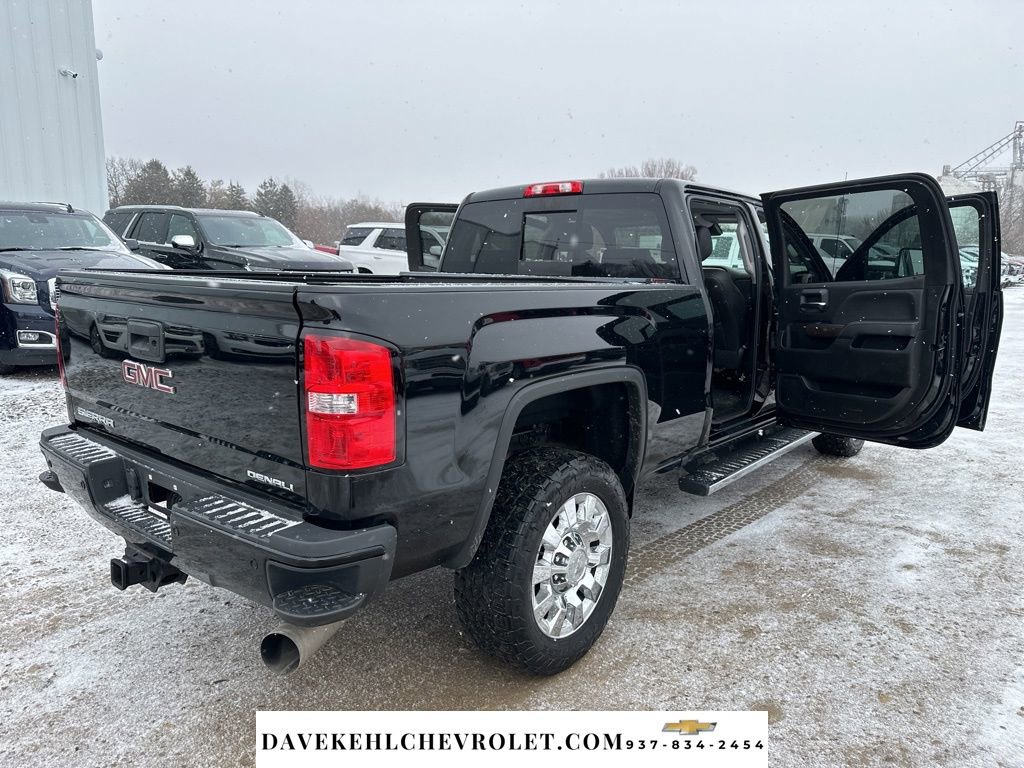 Used 2018 GMC Sierra 2500 Denali w/ Duramax Plus Package image 29