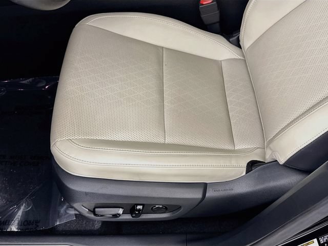 Used 2025 Lexus RX 350 Premium Plus w/ Accessory Package (Z1) FWD image 18