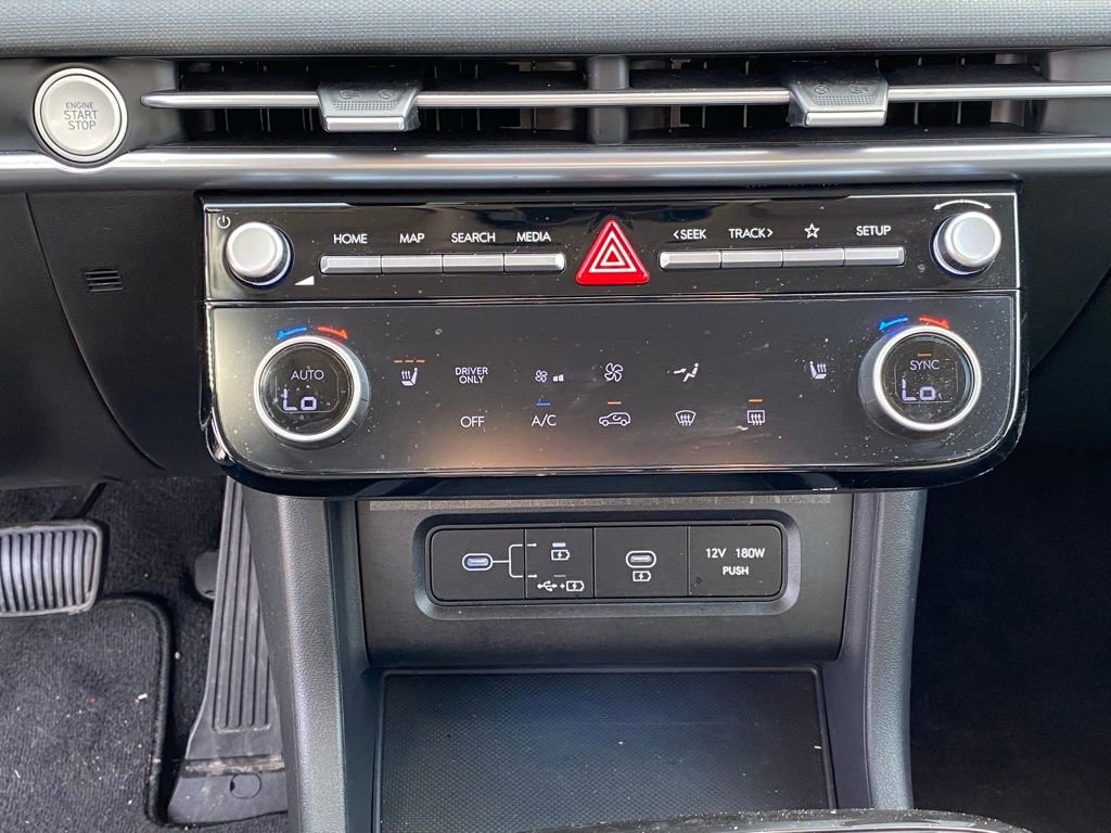 Certified 2025 Hyundai Tucson SEL AWD/4WD image 17