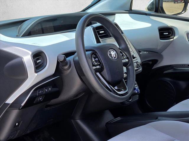 Used 2022 Toyota Prius LE FWD image 9