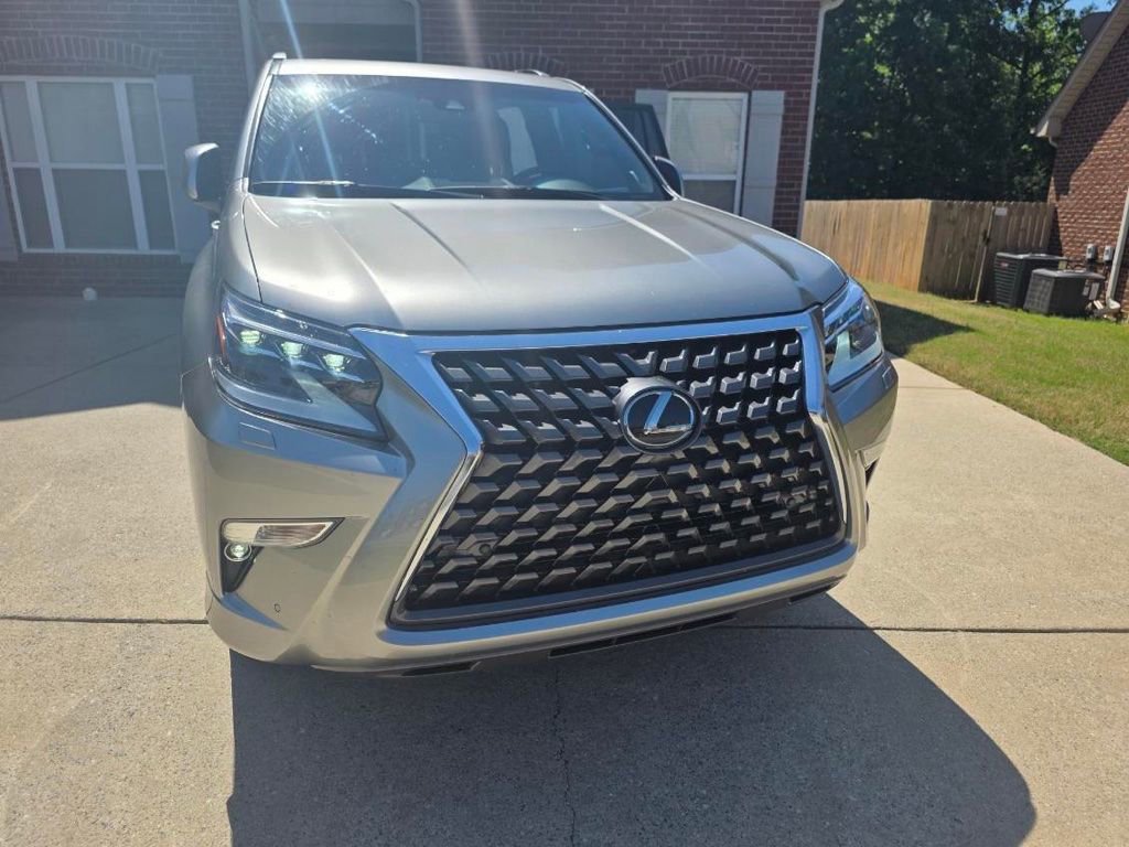 Used 2023 Lexus GX 460 Premium w/ Premium Package image 1