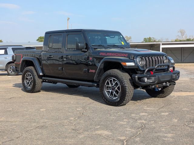 Used 2024 Jeep Gladiator Rubicon w/ Technology Group image 2