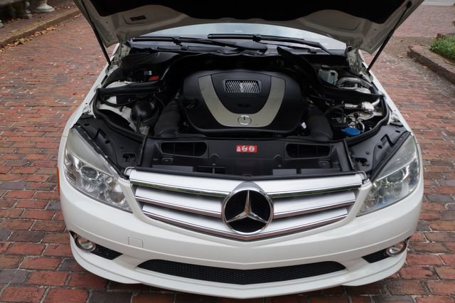Used 2010 Mercedes-Benz C 300 Sedan image 24