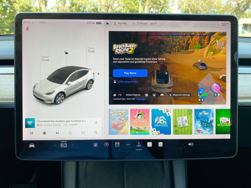 Used 2022 Tesla Model Y Long Range image 28