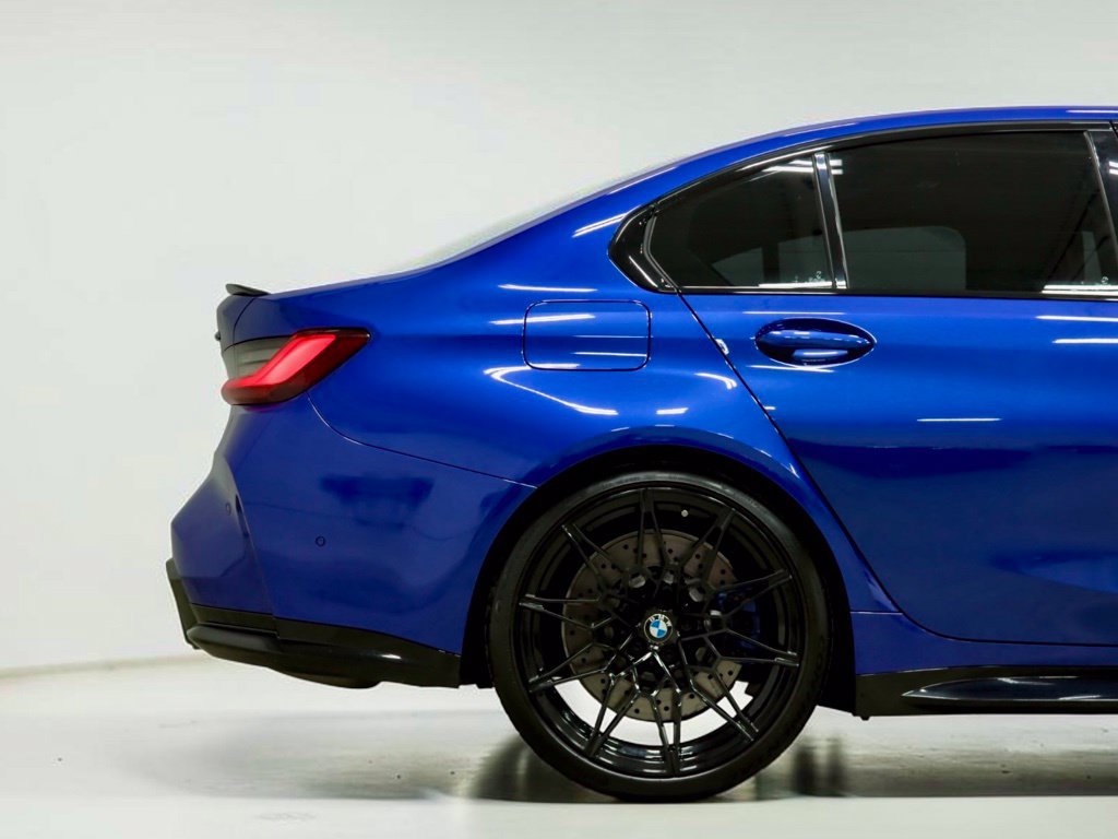 Used 2023 BMW M3 w/ M Carbon Exterior Package RWD image 11