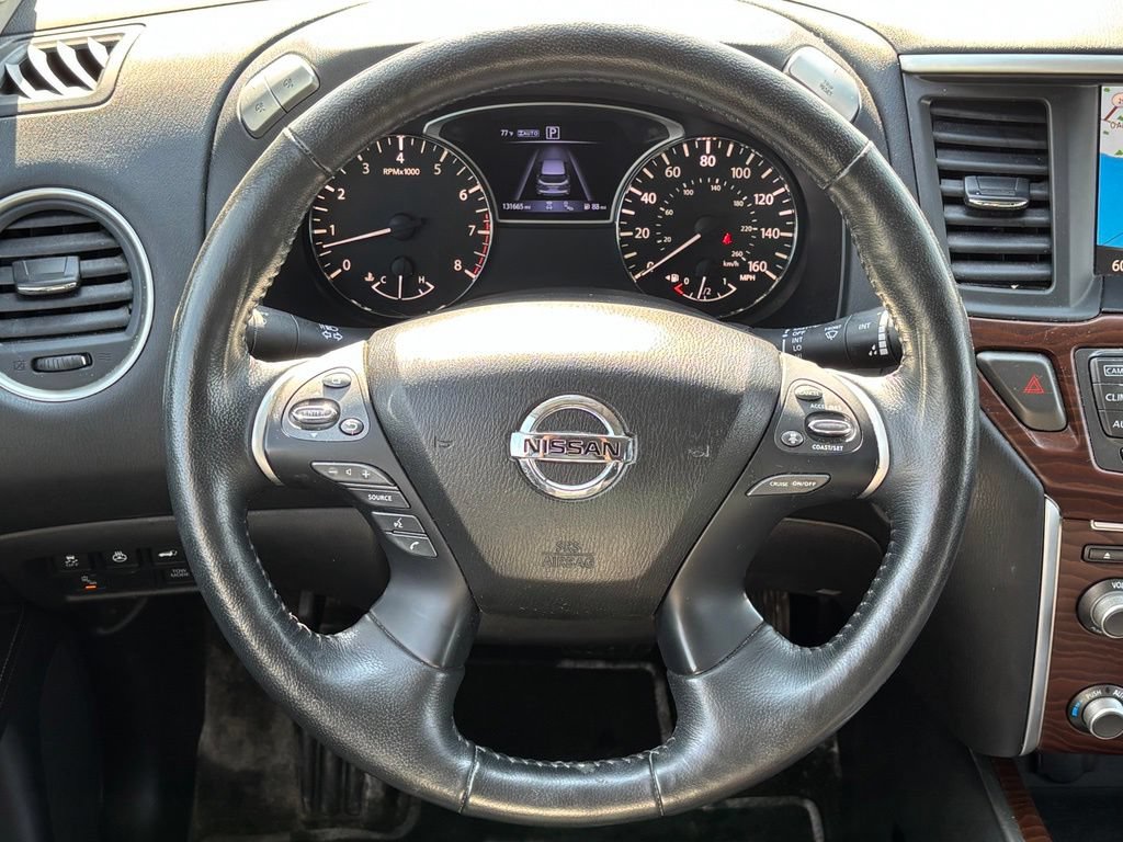 Used 2019 Nissan Pathfinder Platinum AWD/4WD image 26