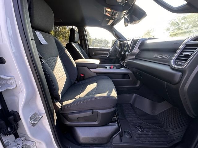 New 2026 RAM 3500 Big Horn AWD/4WD image 27