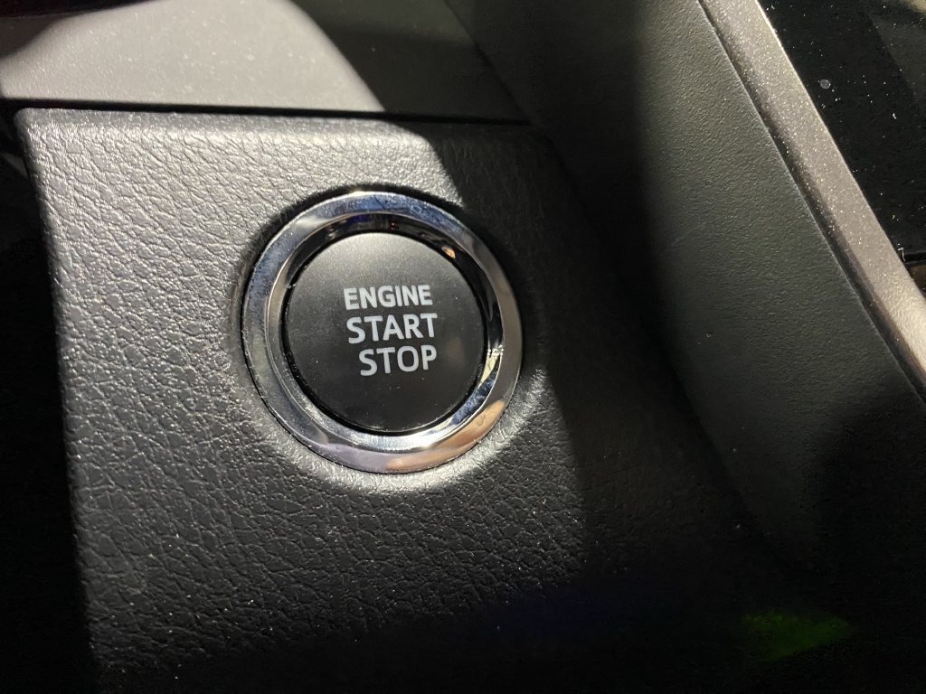 Used 2023 Toyota Camry XSE FWD image 13