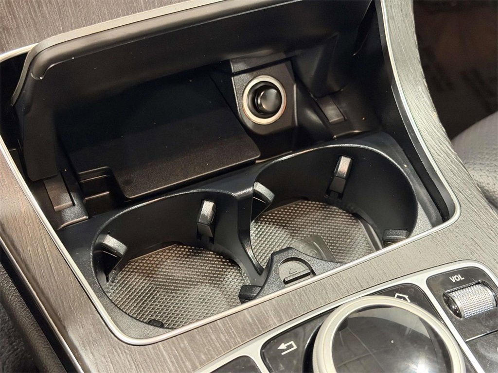 Used 2020 Mercedes-Benz C 300 4MATIC Sedan image 28