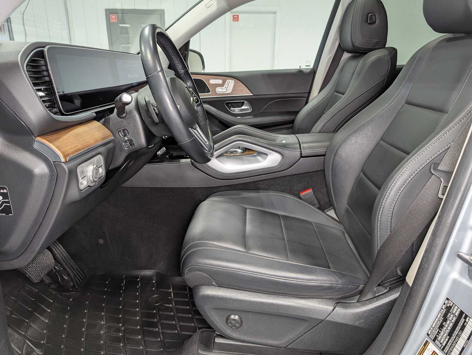 Certified 2023 Mercedes-Benz GLE 450 4MATIC image 4