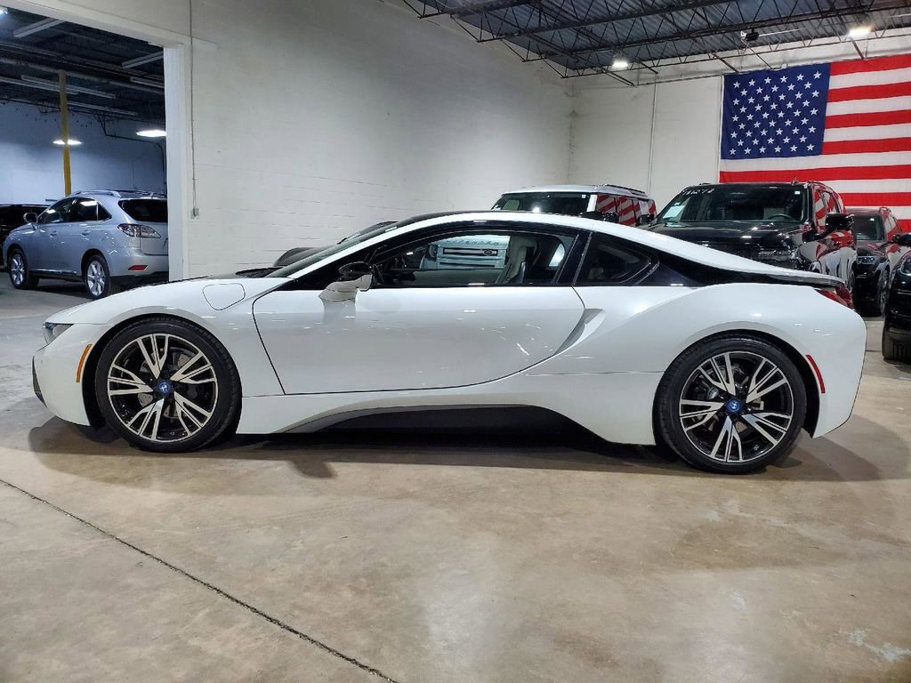 Used 2016 BMW i8 image 15